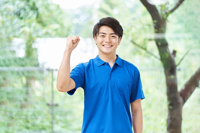 ガッツポーズのスタッフ